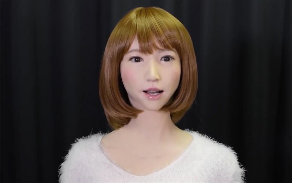 日本美女机器人：日本美女机器人亮相